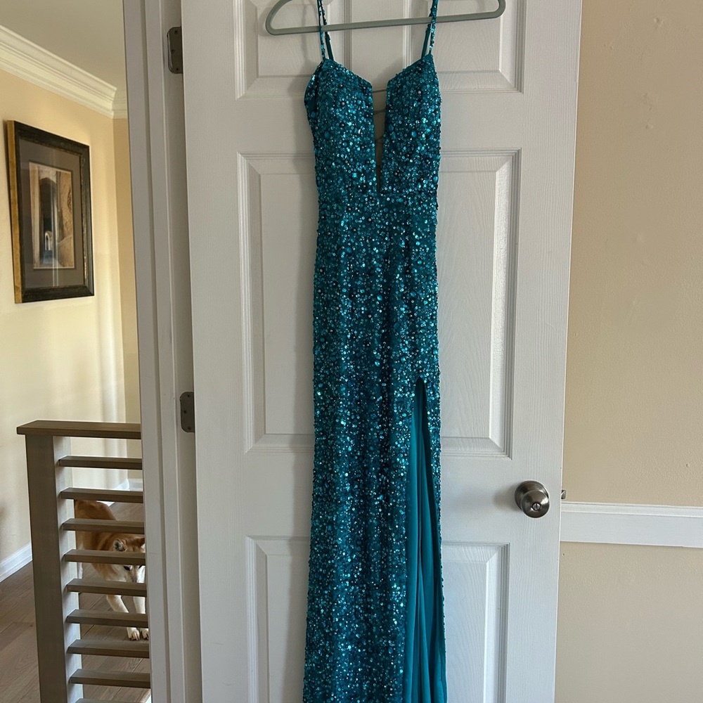 Elegant Teal Sequin Prom Dress